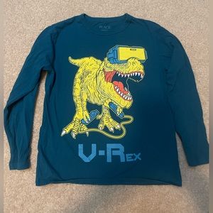 Boys size medium long sleeve t shirt. Children’s place. Used condition